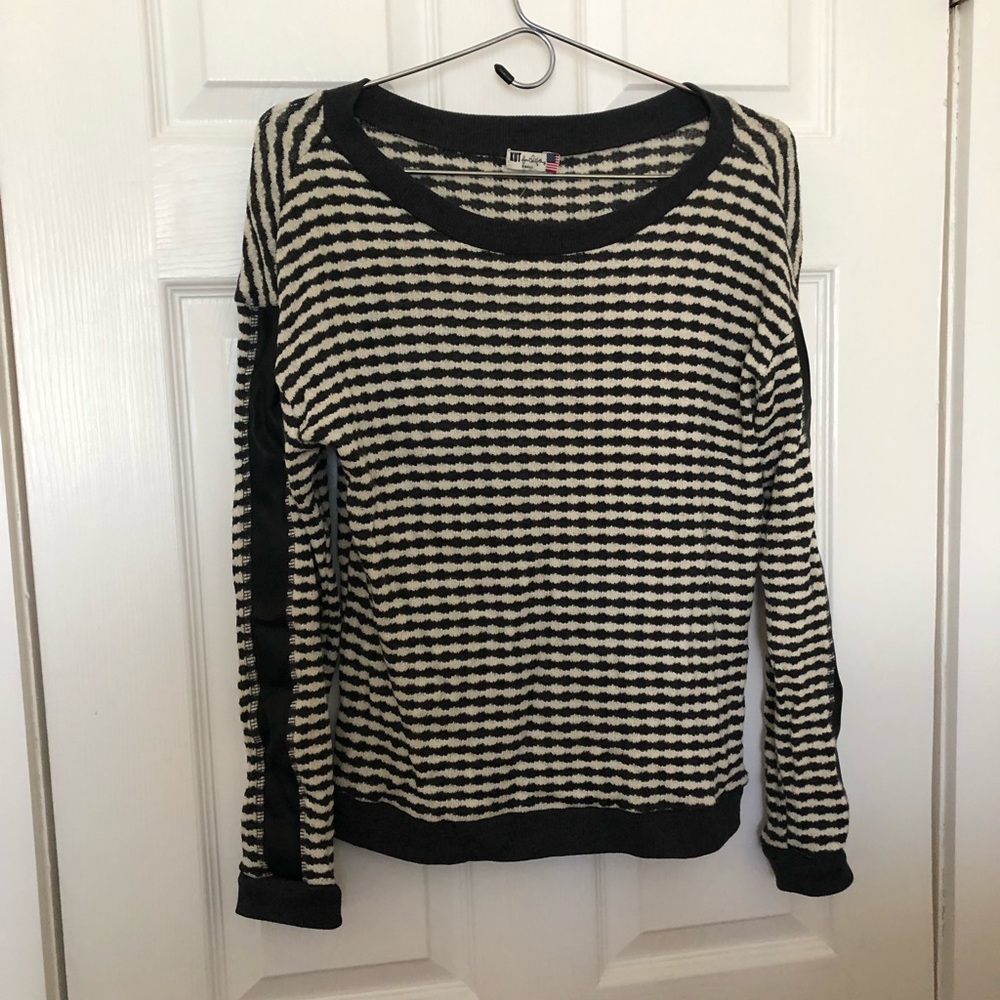 Kut from the kloth sweater